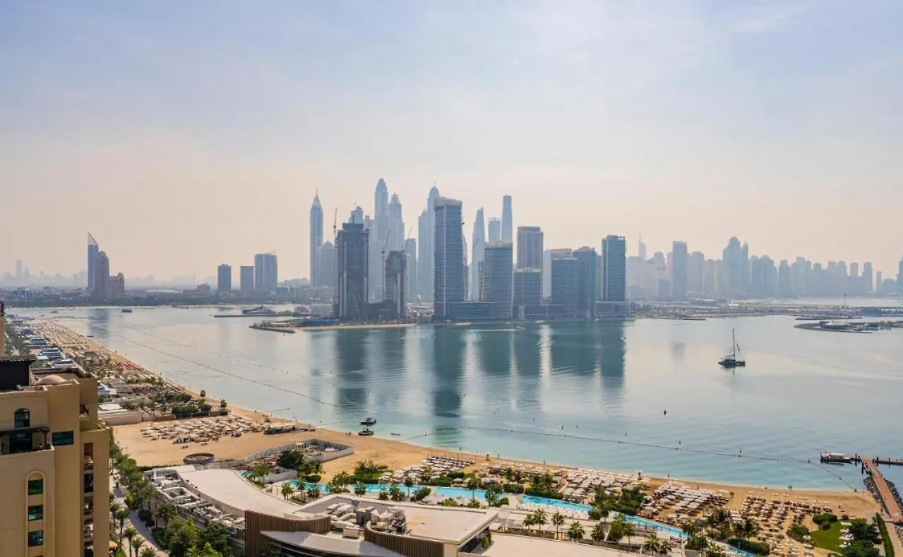The Seven Palm With Free Rooftop Pool & Beach Dubai Apartment