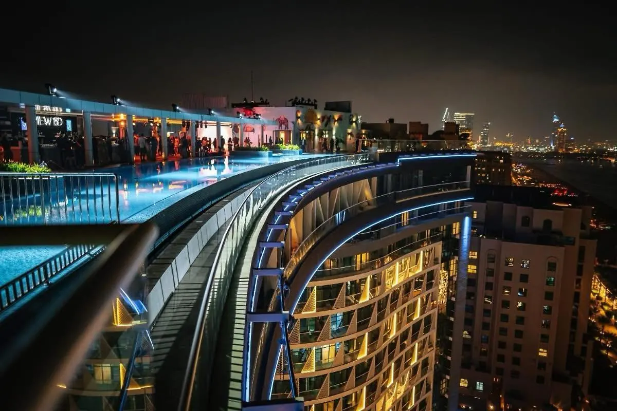 The Seven Palm With Free Rooftop Pool & Beach Dubai