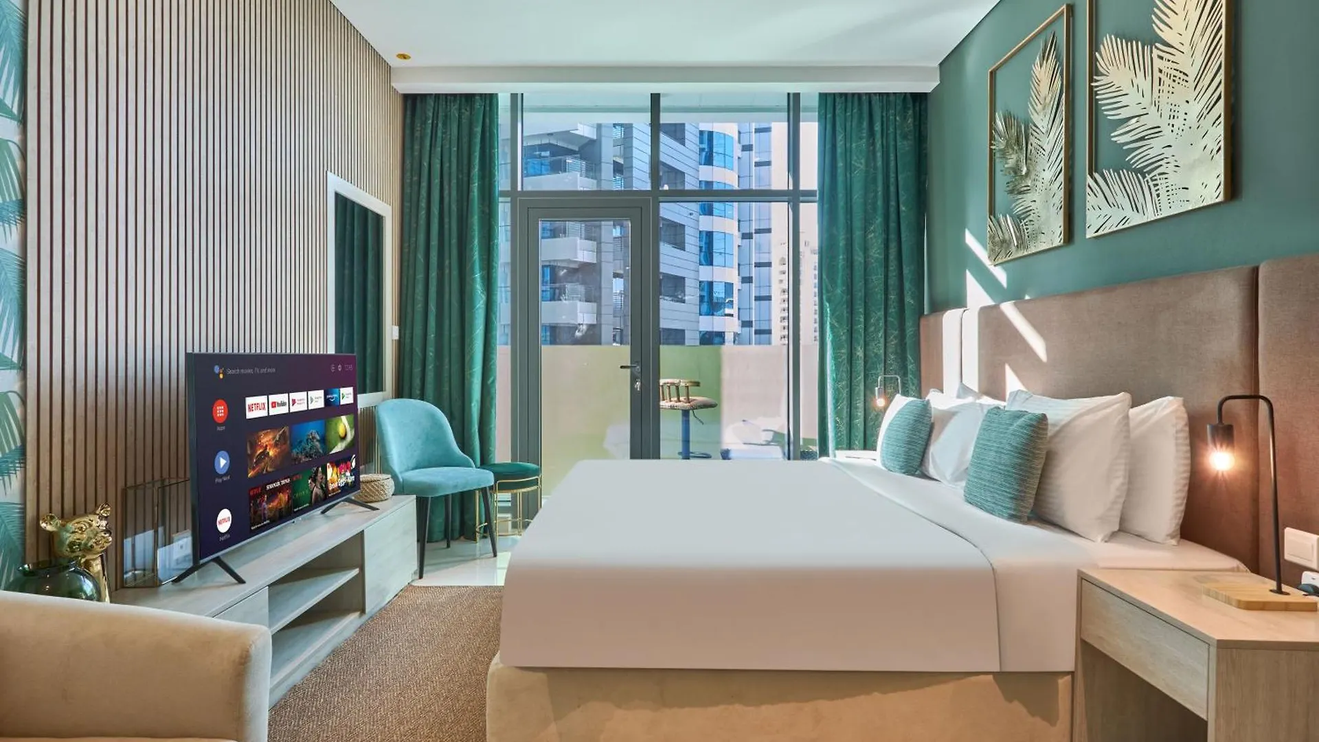 The Seven Palm With Free Rooftop Pool & Beach Dubai 0*,  United Arab Emirates