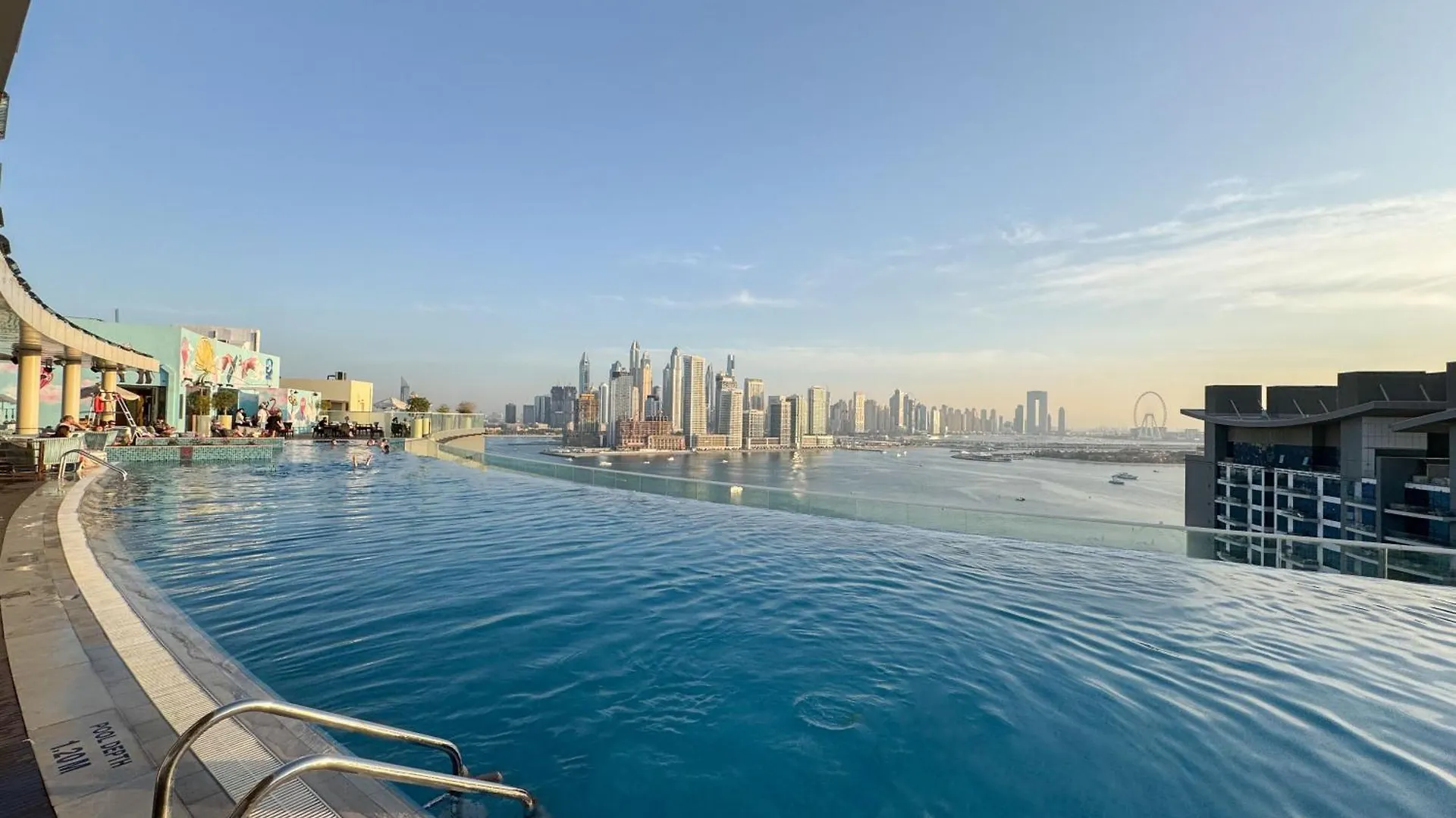 Apartment The Seven Palm With Free Rooftop Pool & Beach Dubai United Arab Emirates